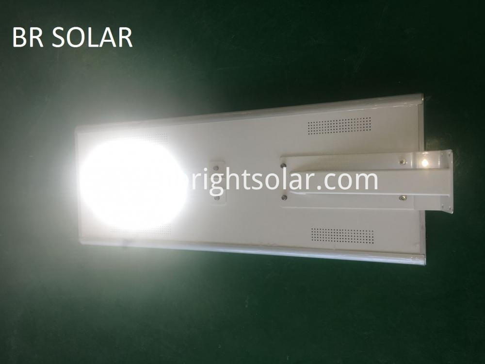 Farola Solar Integrada de 70W 70W Integrated Solar Street Light
